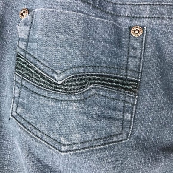 Baccini dyed denim teal capri jeans size 6P - Picture 3 of 5